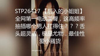 监控偷拍女儿都上大学了,在爸爸面前还不注意形象,天气再热吃饭也不能把衣服都脱了啊