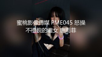   娃娃脸网红脸护士制服超妖艳，露脸自慰特写粉穴