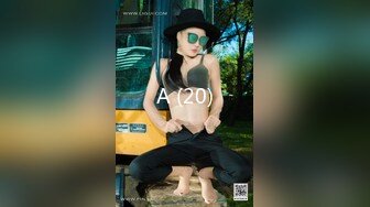 【新片速遞】操小女友 近距离看看女友的多毛鲍鱼 边操边摸阴蒂骚叫不停 