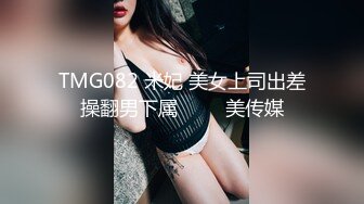 高颜值美女吃鸡深喉 被摁着头嘴当逼操 画面很唯美 也很暴力