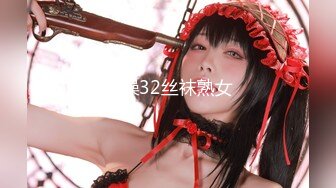 御姐女神~新合集【Game_yoyo】美女公厕走路大秀自慰~一脸淫荡超刺激【36V】  (25)